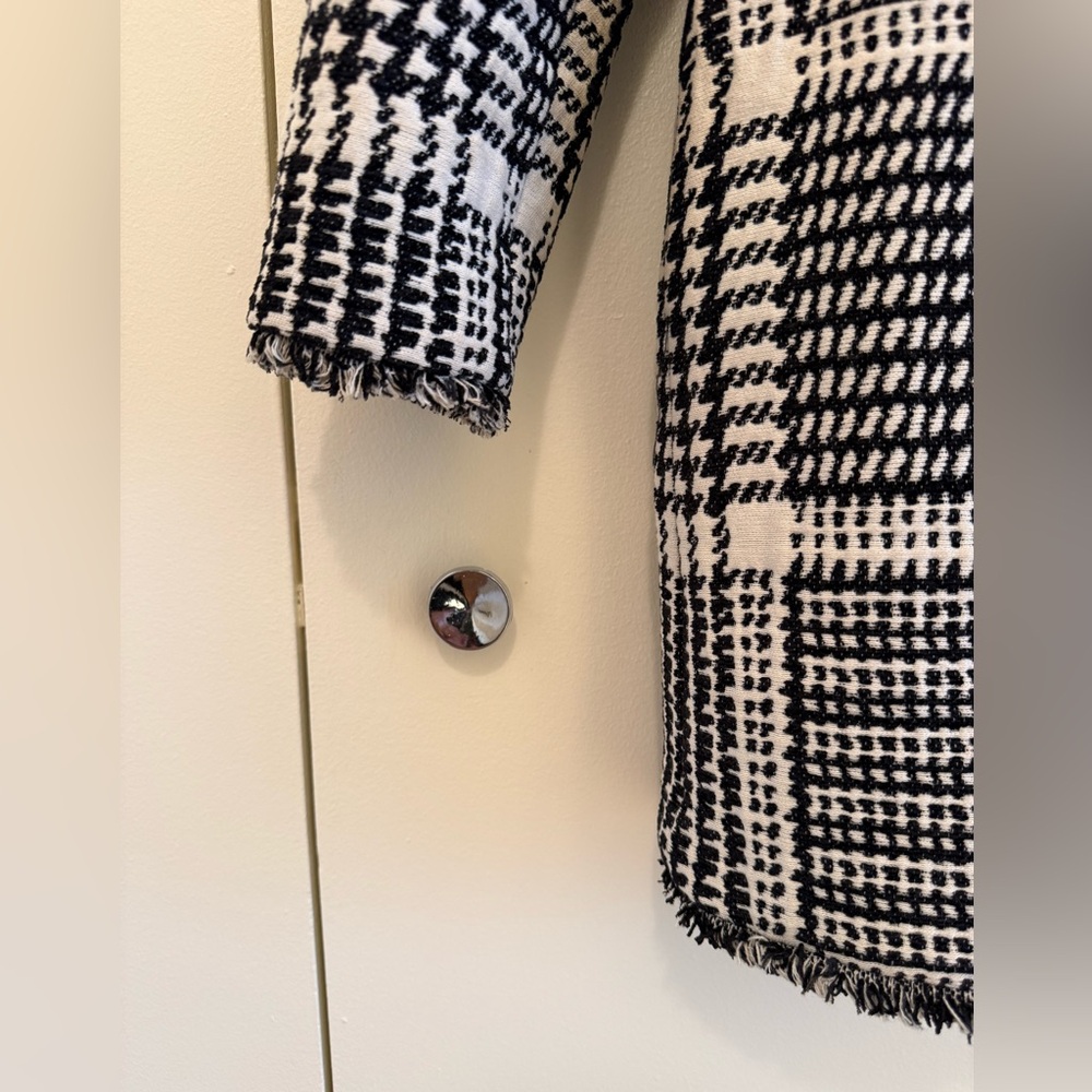 Cupcakes and Cashmere Fernando Black and White Plaid Coat - Picture 6 of 9